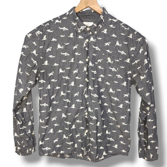 artistry in motion Other - Artistry In Motion Long Sleeve Shirt Button Gray All Over Shark Print Size Large